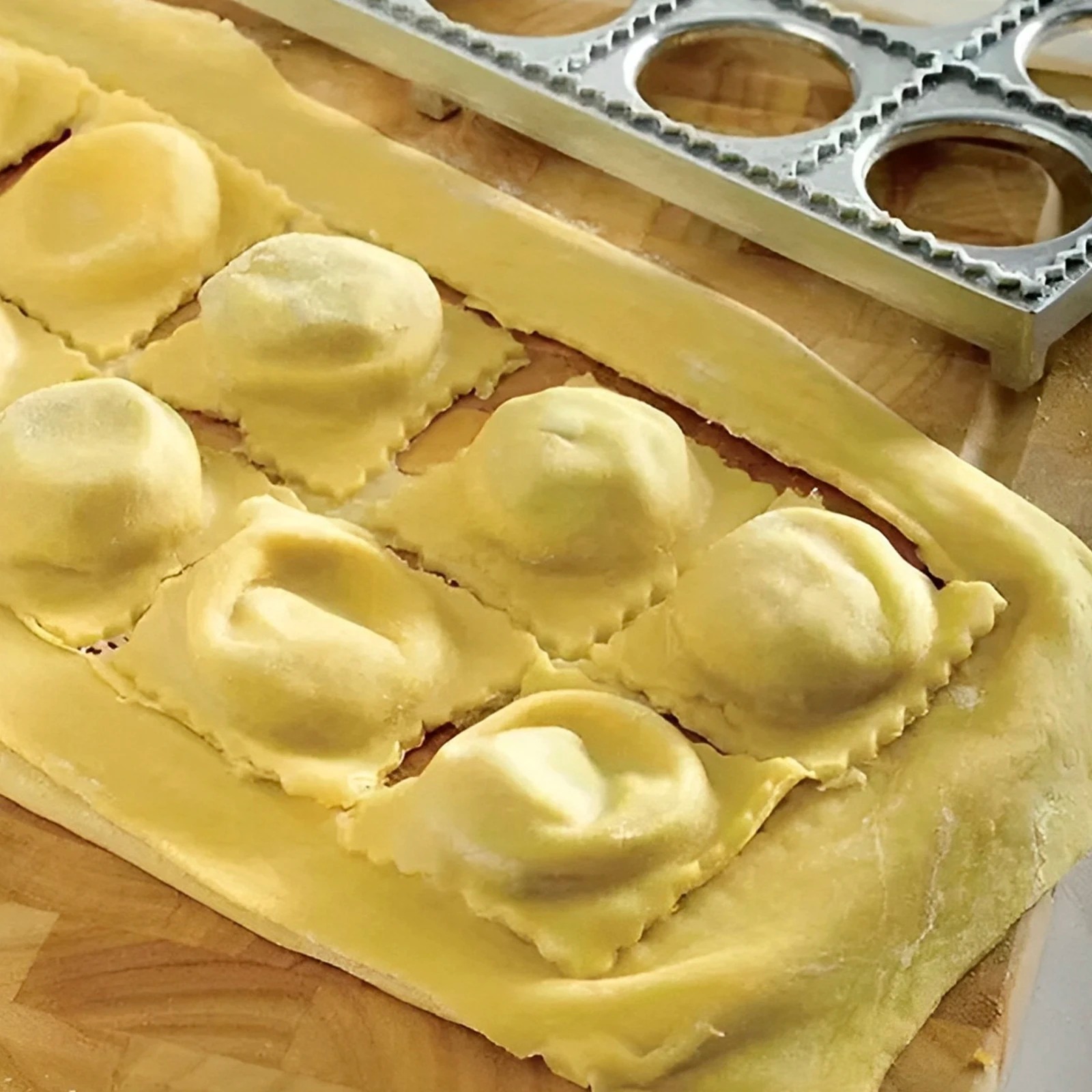 Dumpling Mold 12 Holes Ravioli - Kitchen Gadgets Ninja ulasan dan harga