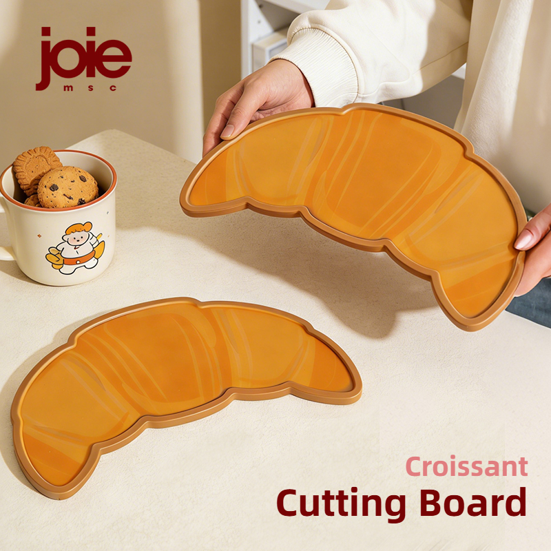 Joie Croissant Fruit Cutting B - Kitchen Gadgets Joie ulasan dan harga